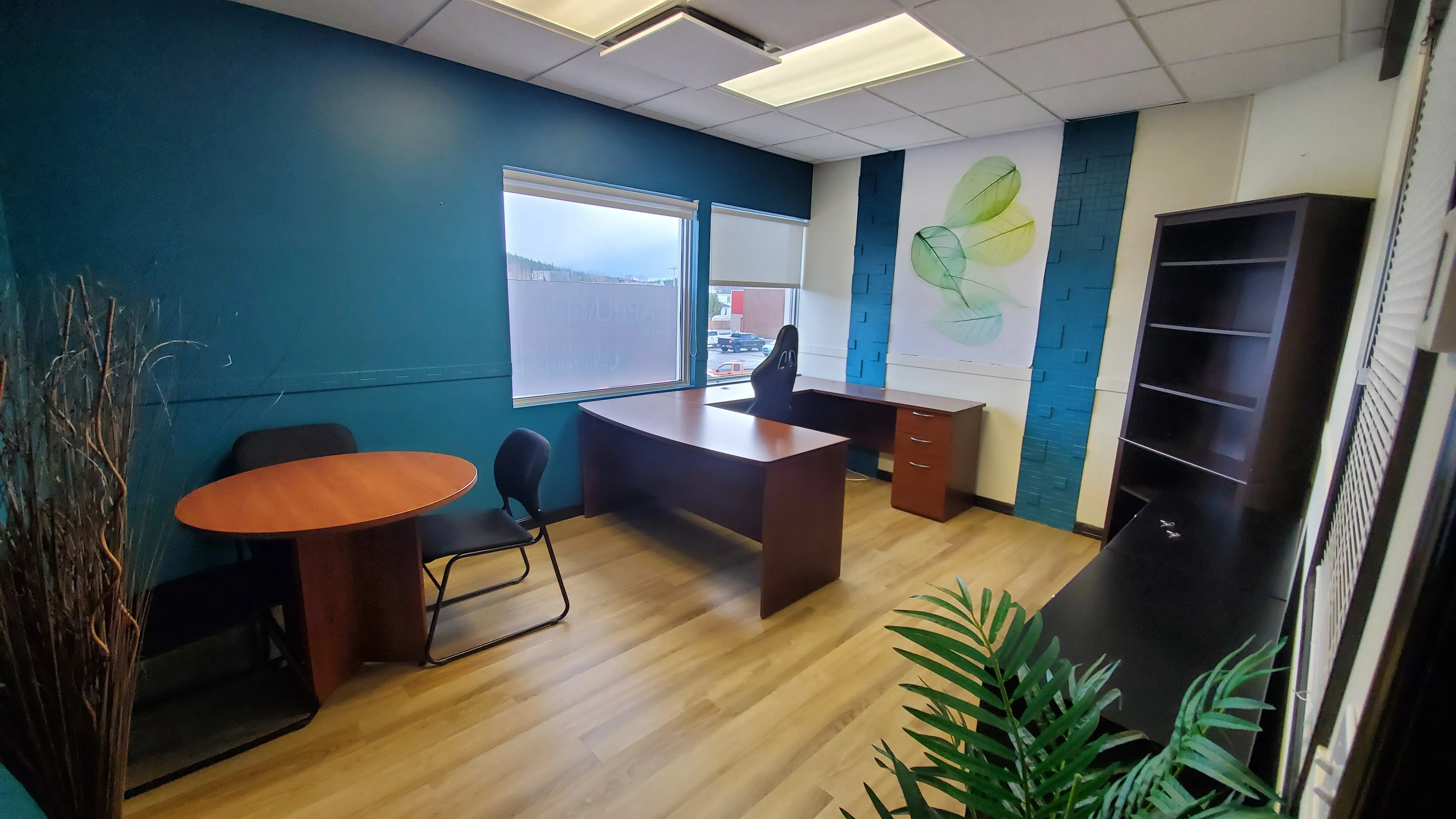 Bureau meublé