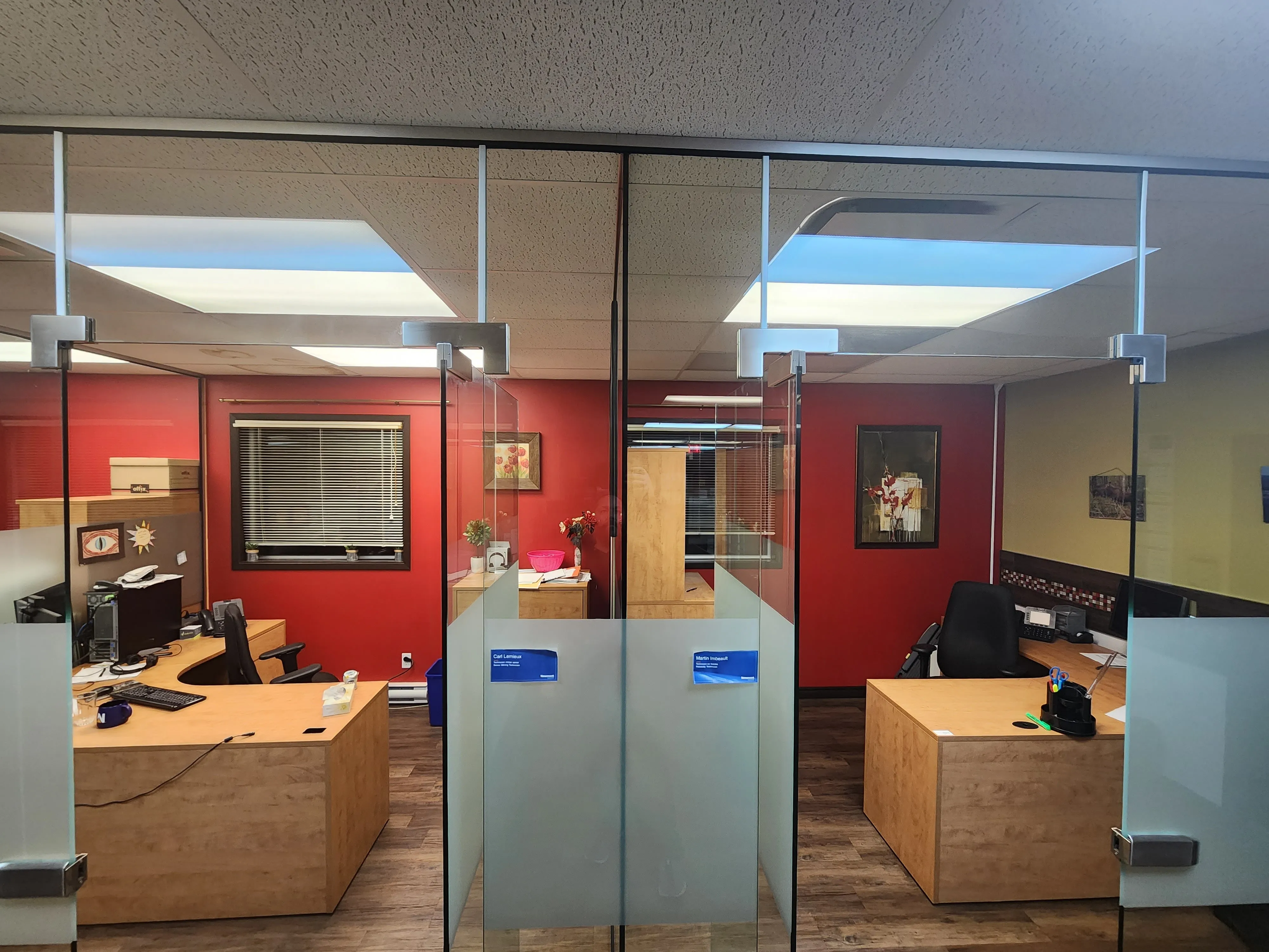 Bureau meublé
